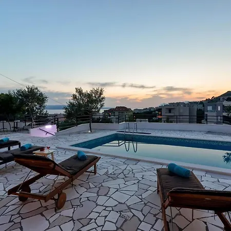 Villa Ctma200/ Holiday House With Private Heated Pool
